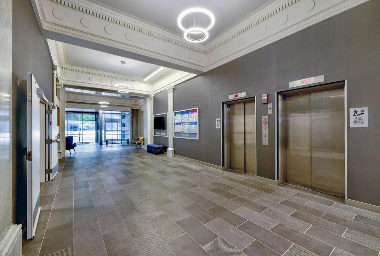 Home2 Suites By Hilton Minneapolis Downtown ภายนอก รูปภาพ